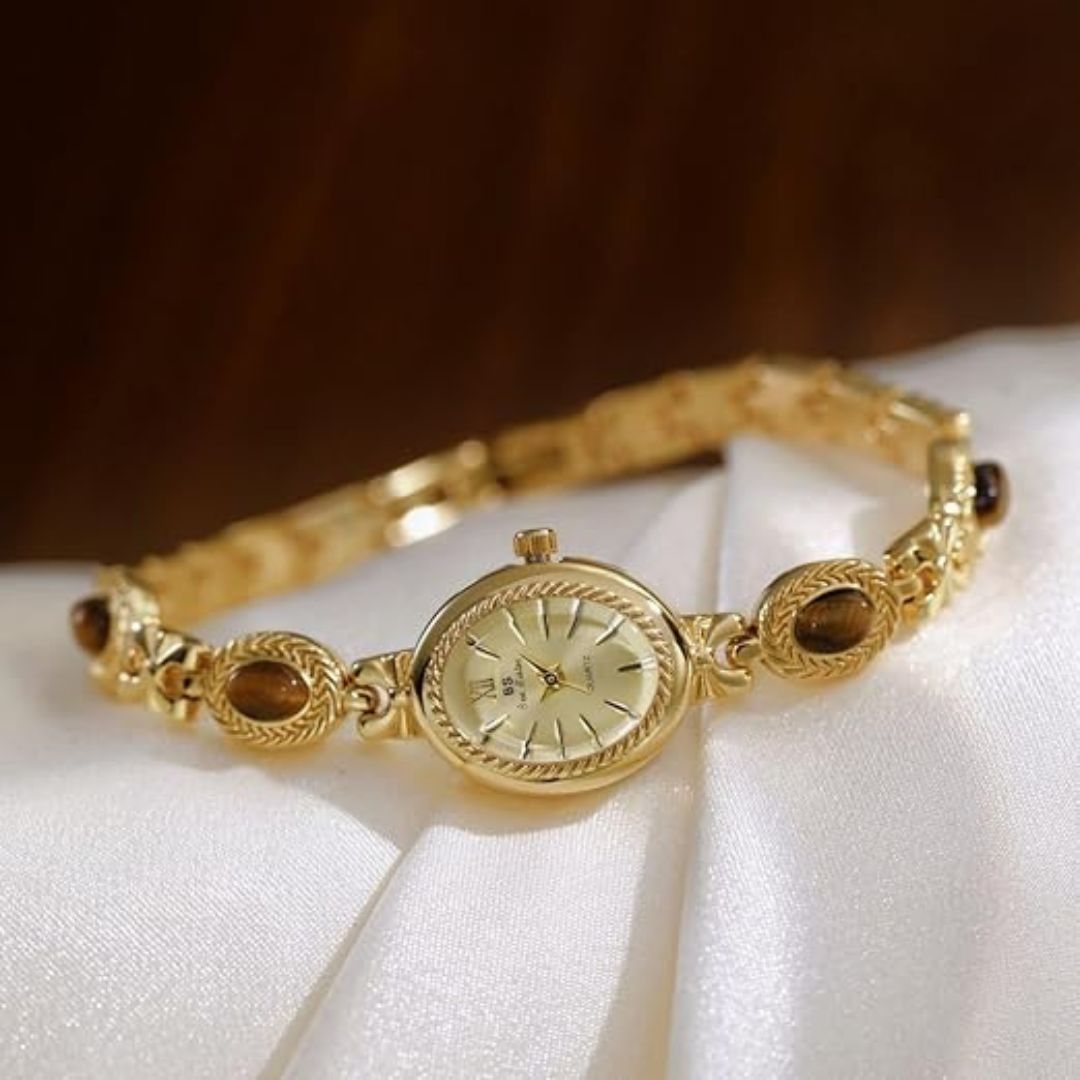 The Luna Vintage Watch